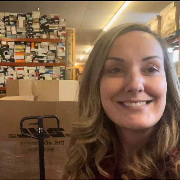 Meet Your Posher, Bonnie - Picture 5 of 6